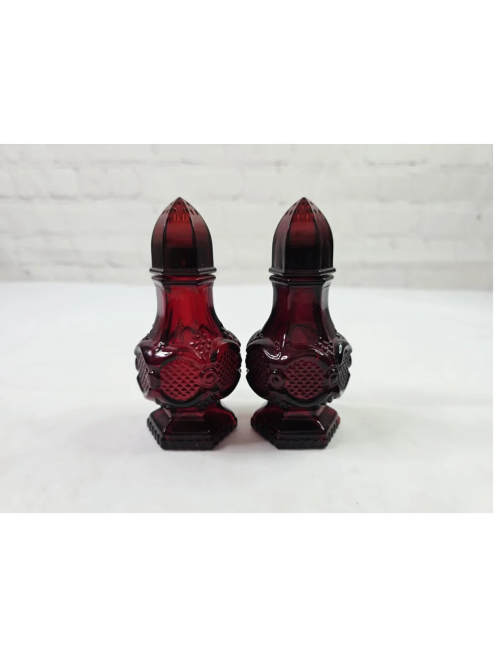 Vintage Avon Salt And Pepper Shakers Cape Cod 1876 Collection Ruby Red